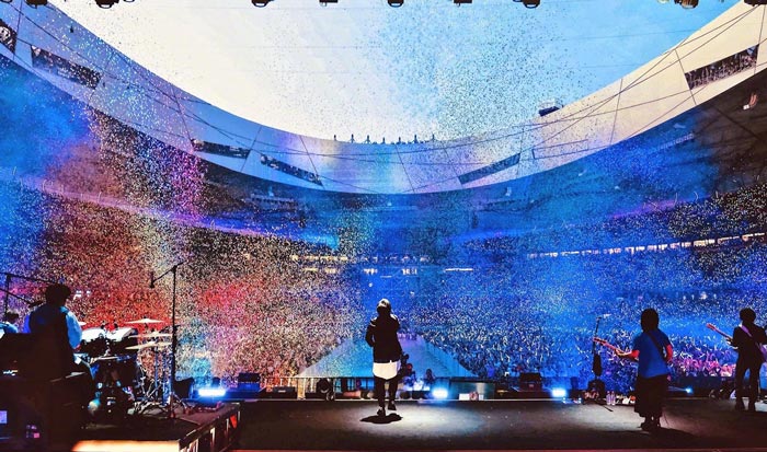 五月天演唱會的上的應援捧場控熒光棒是怎么實現(xiàn)的？